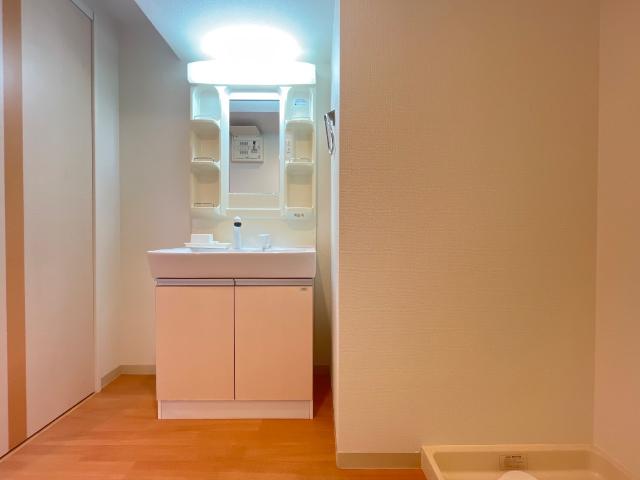 洗面設備　洗髪洗面化粧台