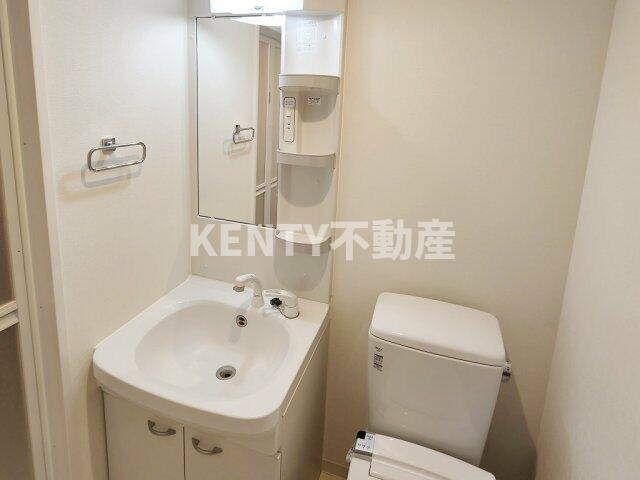 洗面設備　使いやすい洗面所です