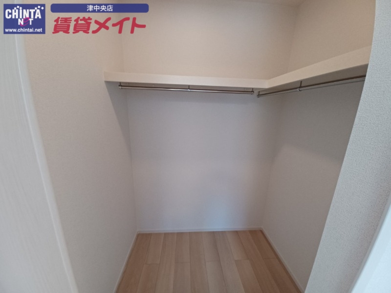 収納　同型部屋写真です。