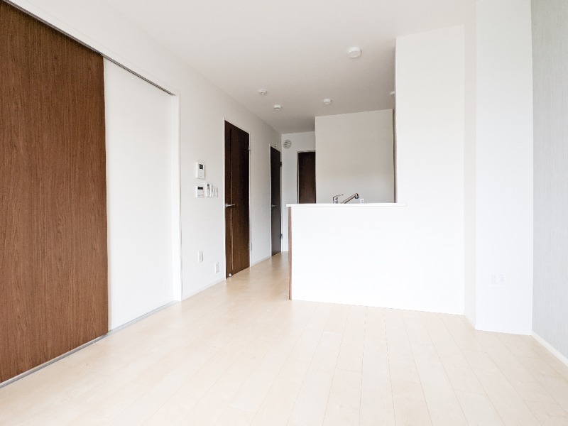 居室・リビング　図面と現状に相違がある場合には現状を優先