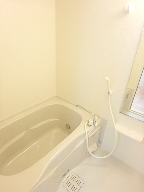 バス・シャワールーム　図面と現状に相違がある場合には現状を優先