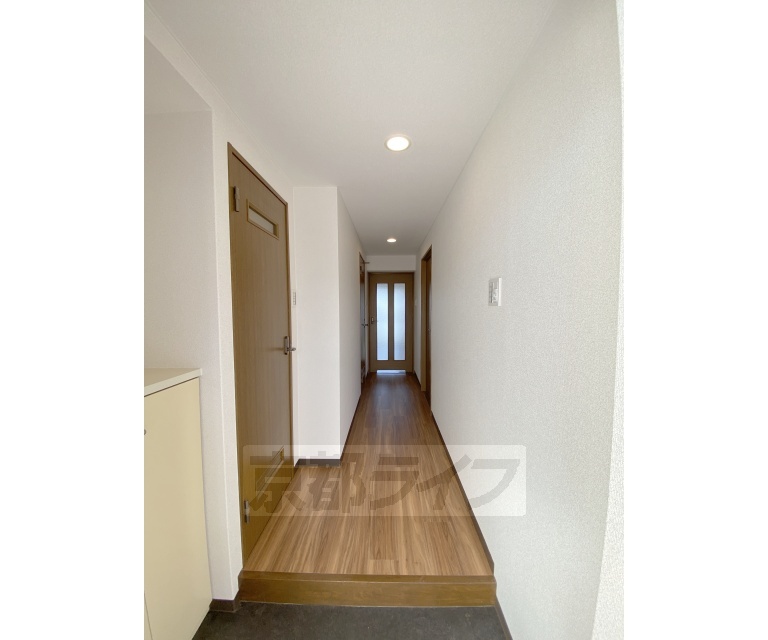 その他部屋・スペース　玄関から見たところです。