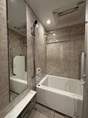 バス・シャワールーム　浴室