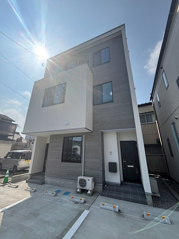 建物外観　新築アパート
