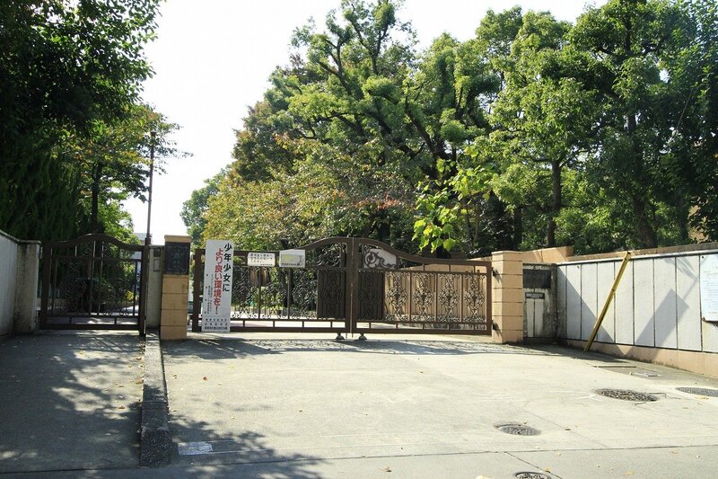 中学校　名古屋市立矢田中学校（中学校）まで538m
