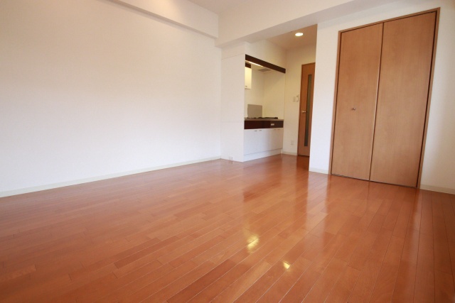 居室・リビング　※別室の参考写真の為、現況優先です。