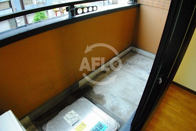 バルコニー　ドミール堺筋本町　バルコニー