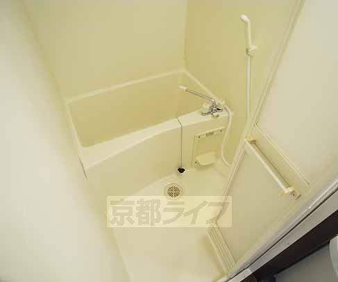 バス・シャワールーム　ゆっくり入浴できますね・