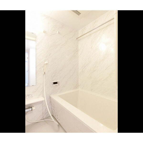 バス・シャワールーム　お風呂で日々の疲れを落としましょう