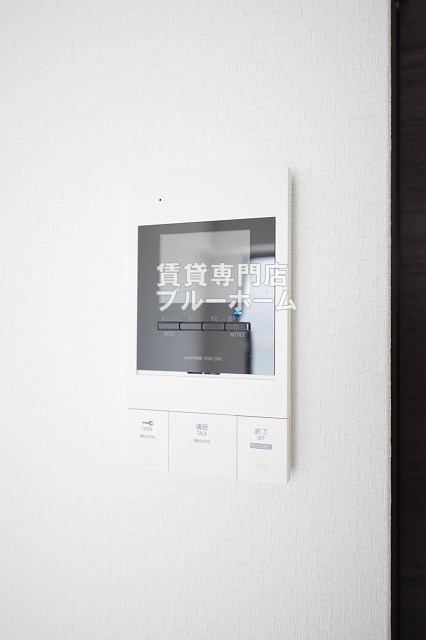 セキュリティ　モニター付きインターホン！