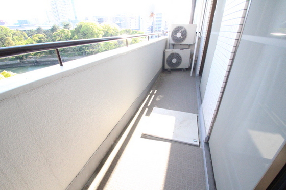 バルコニー　※別部屋の写真です