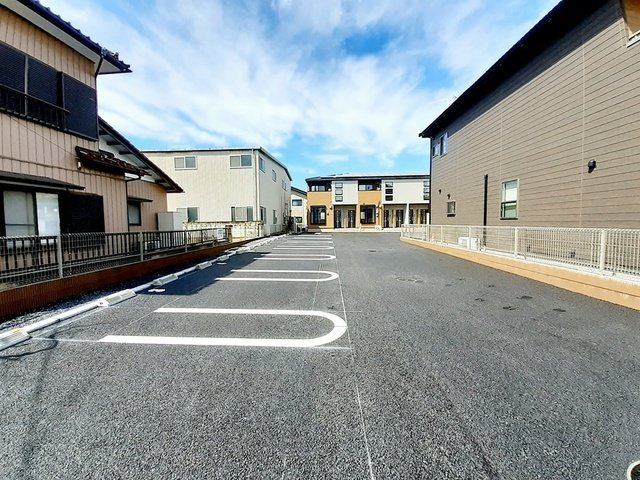 駐車場　駐車スペースもあります