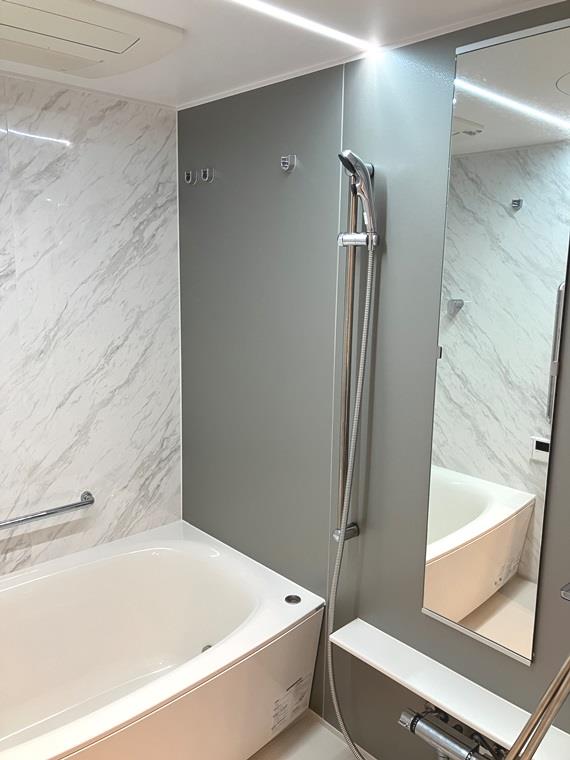 バス・シャワールーム　お風呂で日々の疲れを落としましょう