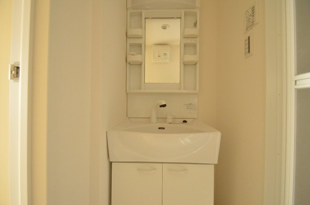 洗面設備　洗髪洗面化粧台