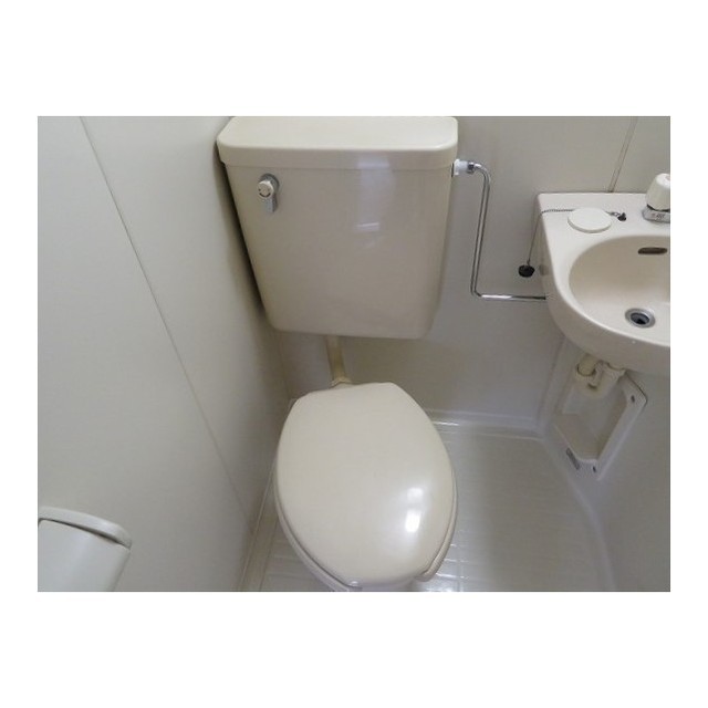 トイレ　シンプルで使いやすいトイレです