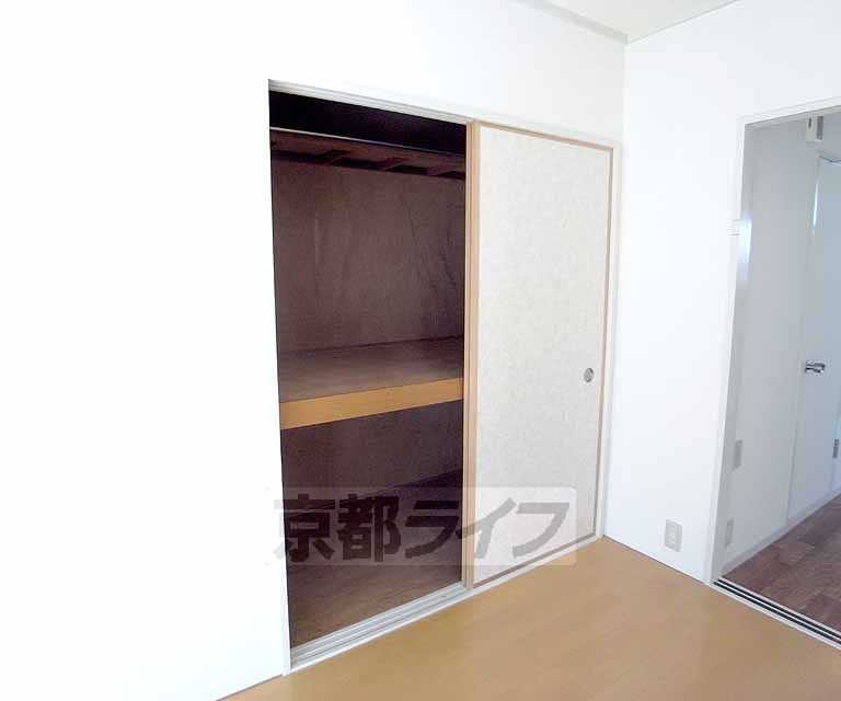 収納　押入れサイズの収納です。