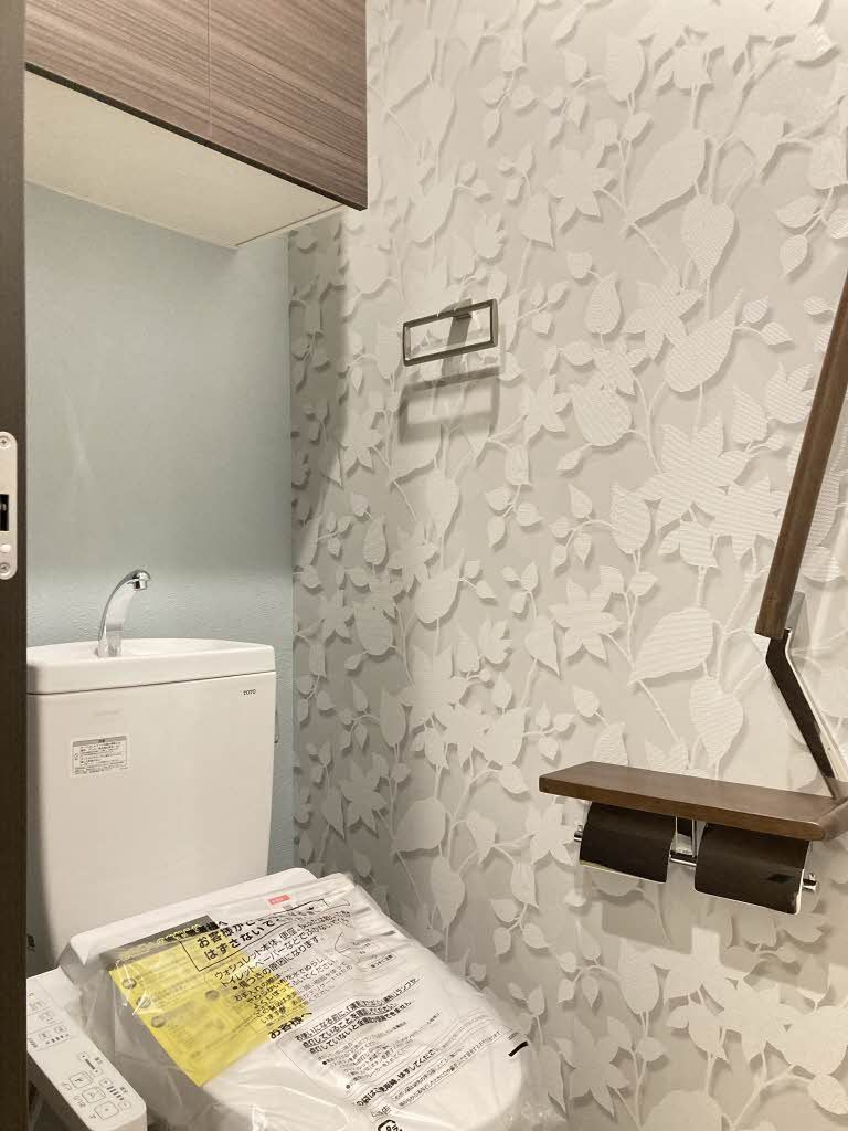 トイレ　トイレ