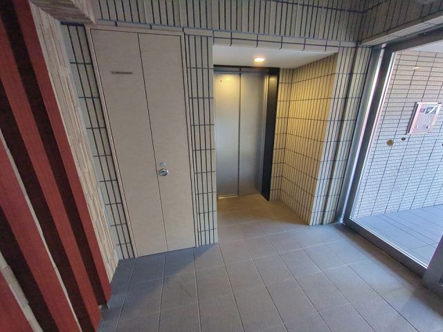 ロビー