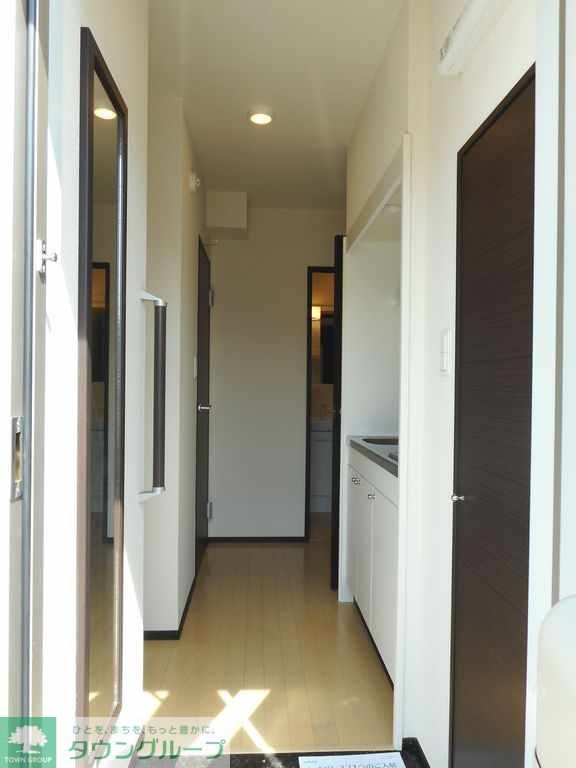 玄関　※完成前の為、同一タイプ掲載。