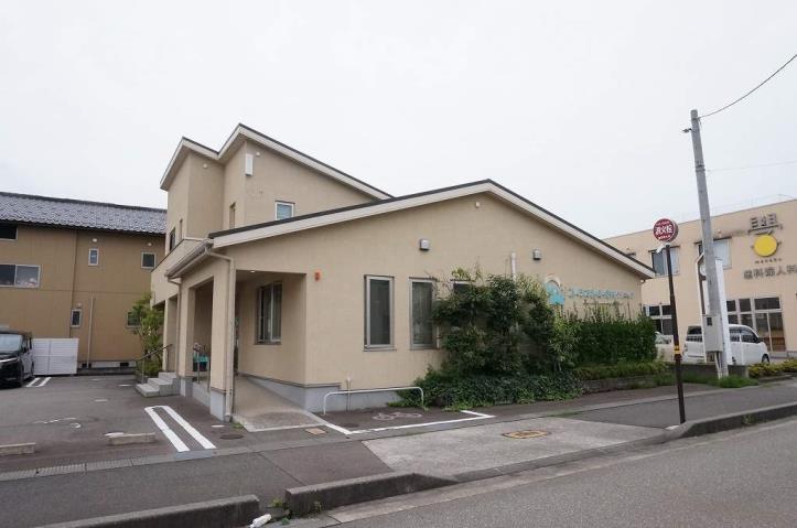 病院　おんま耳鼻咽喉科クリニック（病院）まで218m