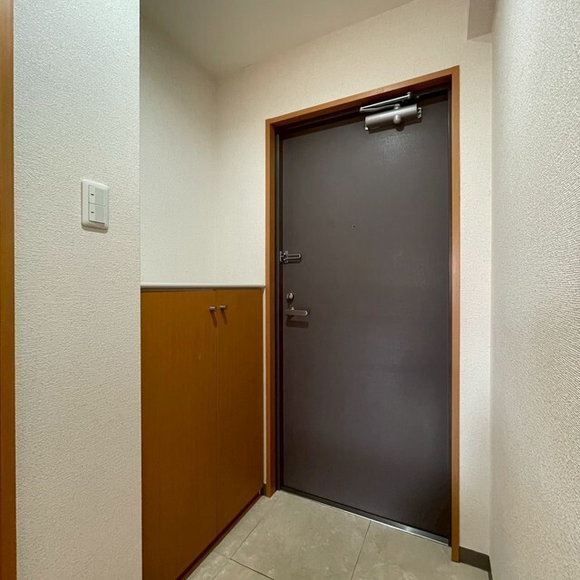 玄関　※参照／写真は８０１号／現況優先