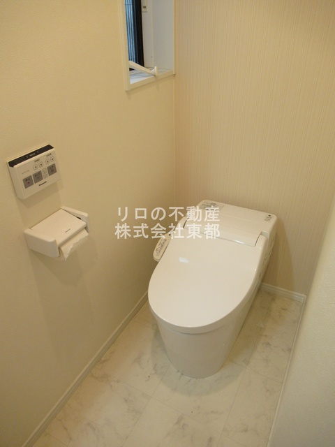 トイレ　※別号室参考写真