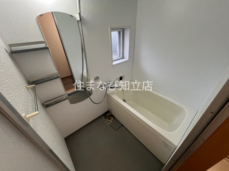 バス・シャワールーム　同型別部屋写真