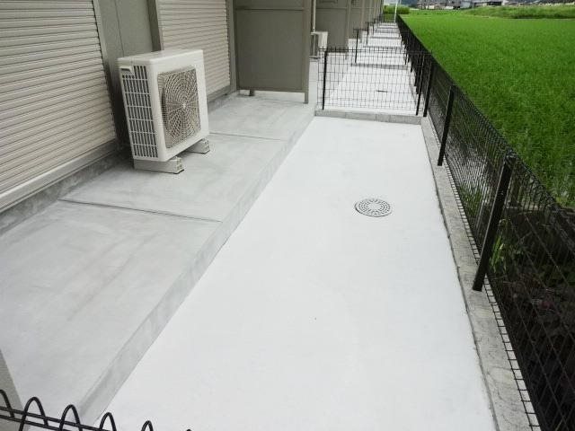 バルコニー　バルコニー