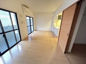 居室・リビング　☆同マンション別室の写真です☆