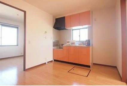 キッチン　収納がたくさんついたキッチンです。