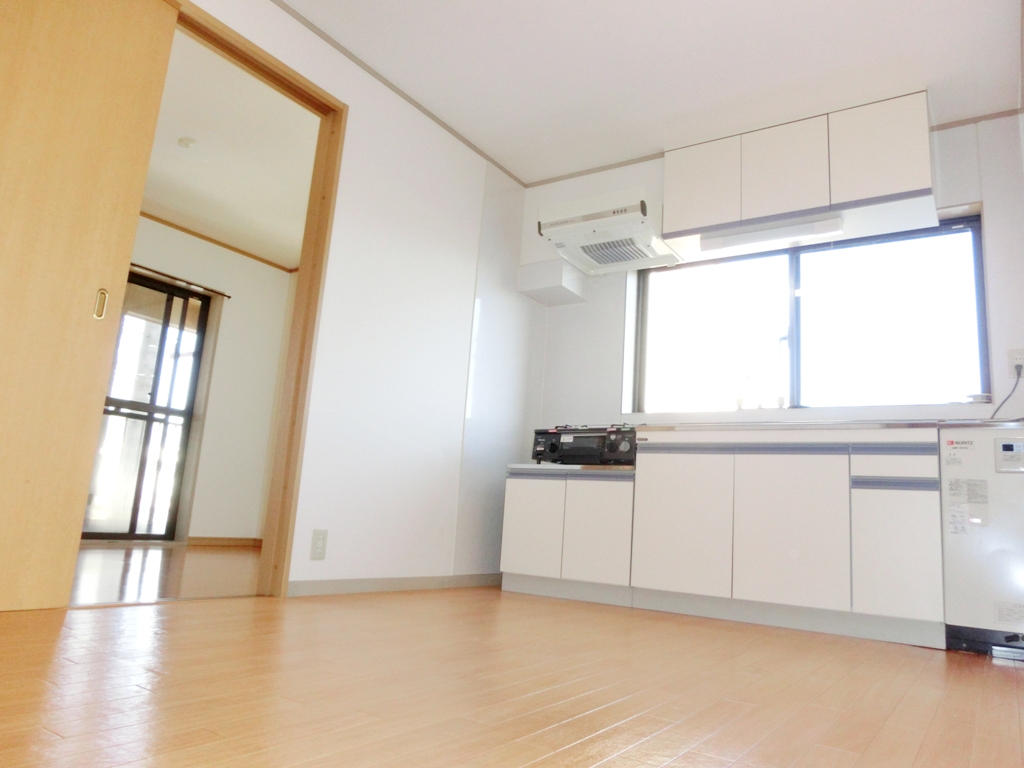 居室・リビング　別部屋参考写真☆