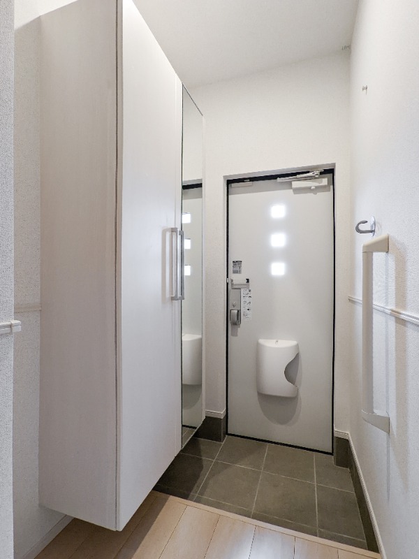 玄関　図面と現状に相違がある場合には現状を優先