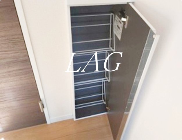 収納　シューズボックスです。