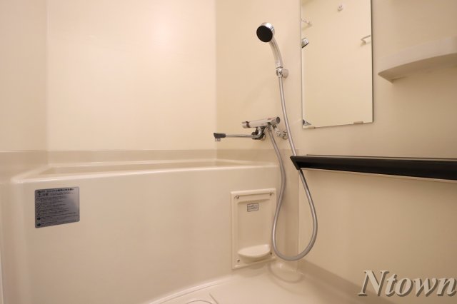 バス・シャワールーム　お風呂で日々の疲れを落としましょう