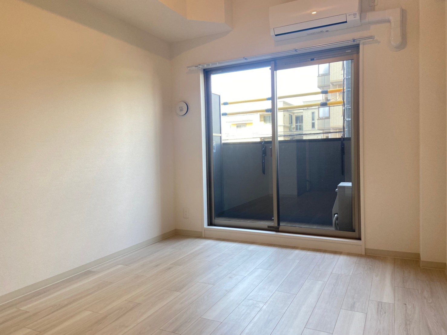 居室・リビング　同タイプ同モデルを使用