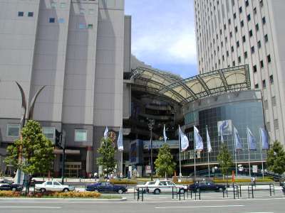 ショッピングセンター　基町クレドパセーラ（ショッピングセンター）まで800m