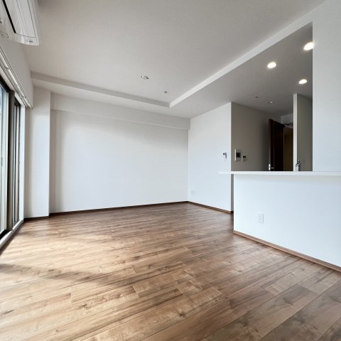 居室・リビング　同仕様タイプです