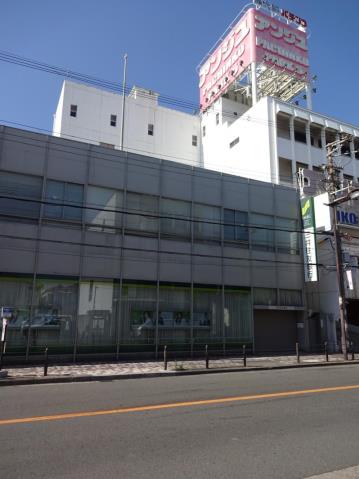 銀行　（株）三井住友銀行／駒川町支店（銀行）まで328m