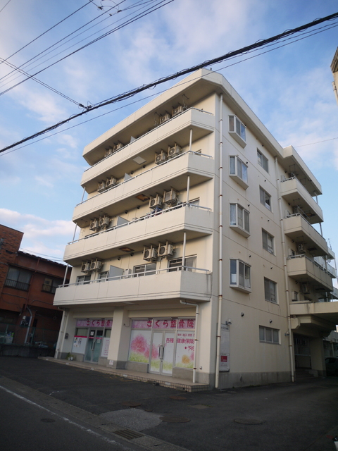 建物外観　☆駅まで徒歩圏内☆