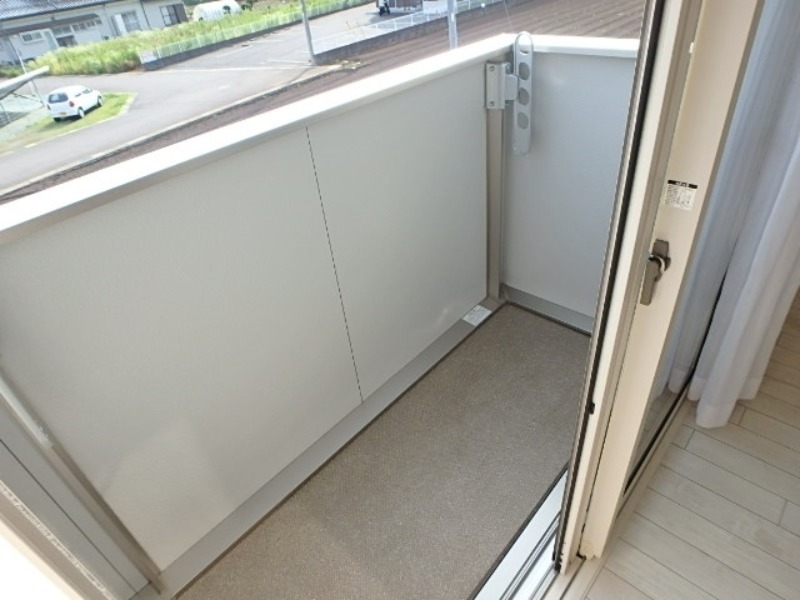 バルコニー　図面と現状に相違がある場合には現状を優先．．．