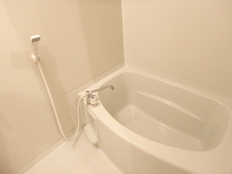 バス・シャワールーム　図面と現状に相違がある場合には現状を優先