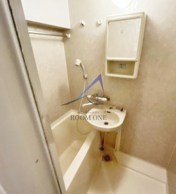 バス・シャワールーム　お風呂です。