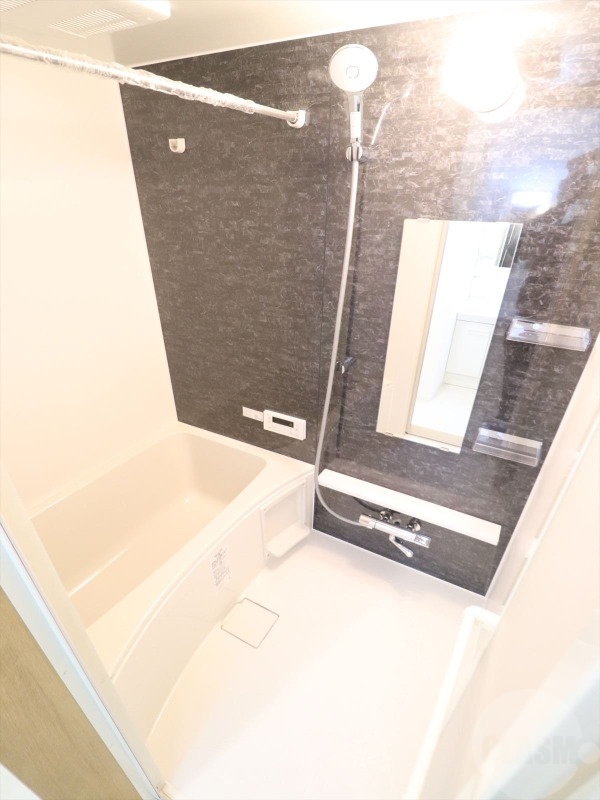 バス・シャワールーム　追い炊き＆浴室乾燥機付き