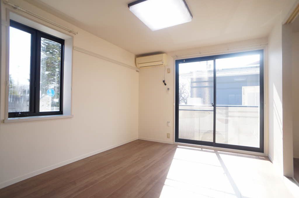 居室・リビング　東洋室