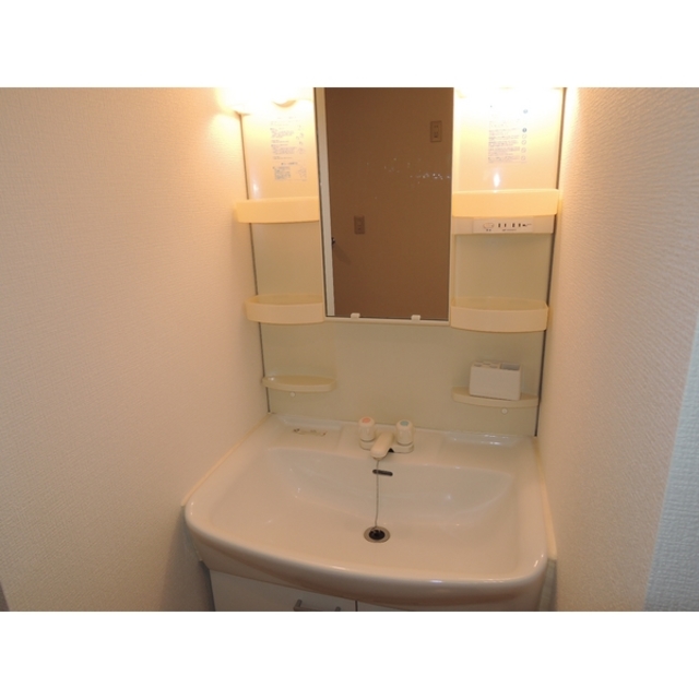 洗面設備　独立洗面台完備