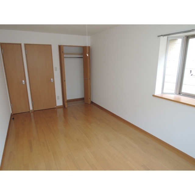 居室・リビング　室内