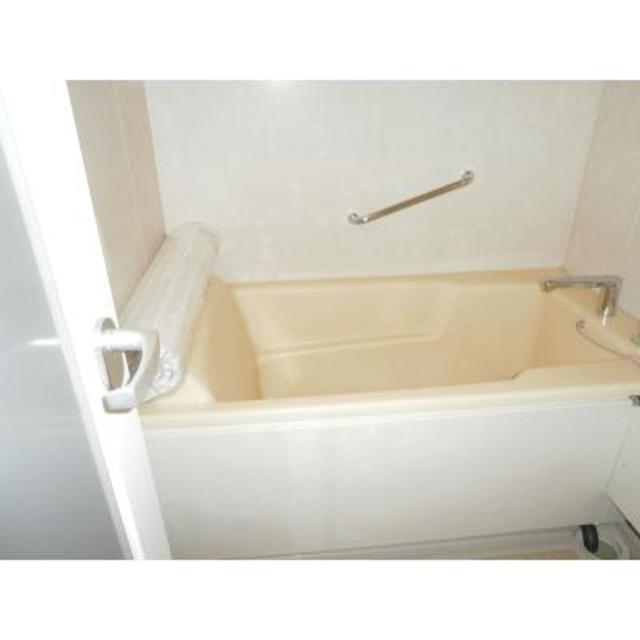 バス・シャワールーム　※写真は同タイプ住戸です。