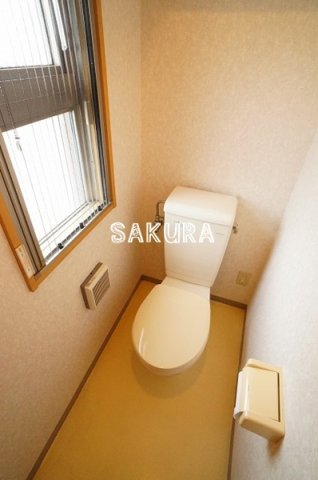 トイレ　清潔感のある水回り♪