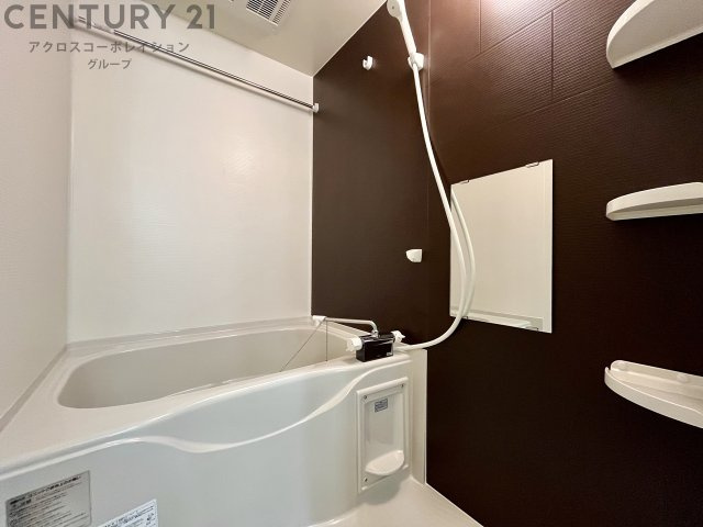 バス・シャワールーム　浴室乾燥付きのバスルーム♪