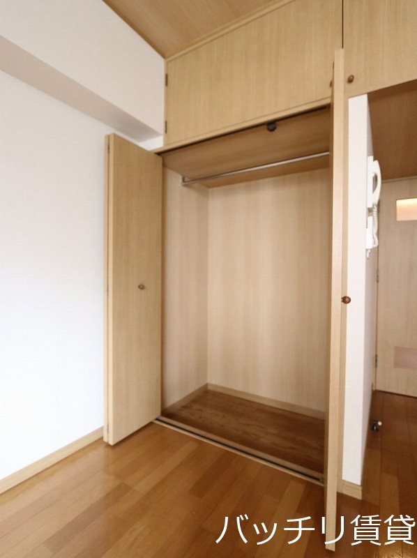 収納　画像は別号室タイプの為、現状を優先致します。
